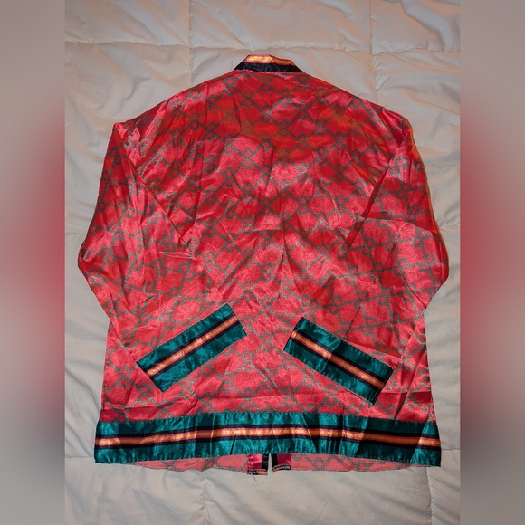 👑Super cute pajamas size small - Picture 4 of 10